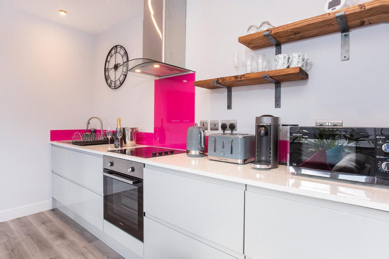 The Luxury Potting Shed With Free Parking! Lägenhet York Exteriör bild